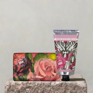 <strong>The English Soap Company</strong>  Set med Sæbe og Håndcreme Sommerrose