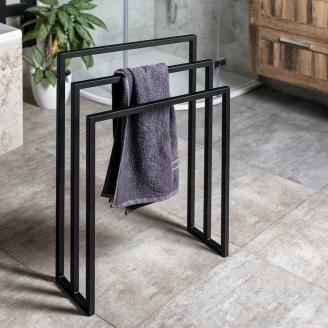 Fritstående Håndklædeholder <strong>Soppio</strong>  Sort Mat 55x80 cm