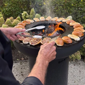 BonFeu Grillsæt med BonBiza Ildsted Sort, Låg & Stegespatel