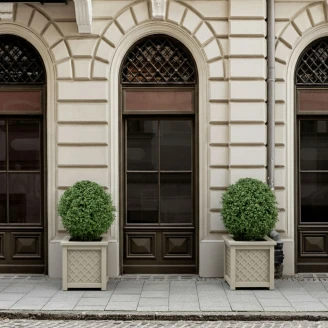 Udendørskrukke Metal <strong>Bloomsbury</strong>  Småstensgrå 60 cm med Dekorativ Overkant