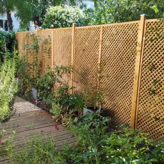 Skærm <strong>Lilleby</strong>  Træ 183x150 cm