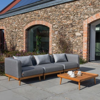 Loungeset Ravensby med 3 Sidde­moduler, 3 Puder & Bord Grå, Træ