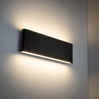 Udendørs Væglampe L <strong>Sundby</strong>  Sort Mat