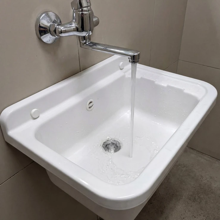Plastisk Uslagsvask Tvaro Hvid Blank 60x34 cm med Vandlås