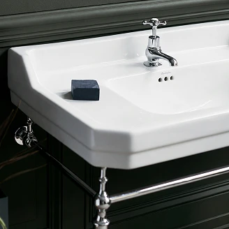 <strong>Burlington</strong>  Håndvask Edwardian 61 cm Hvid med Kromstativ & Håndklædeophæng
