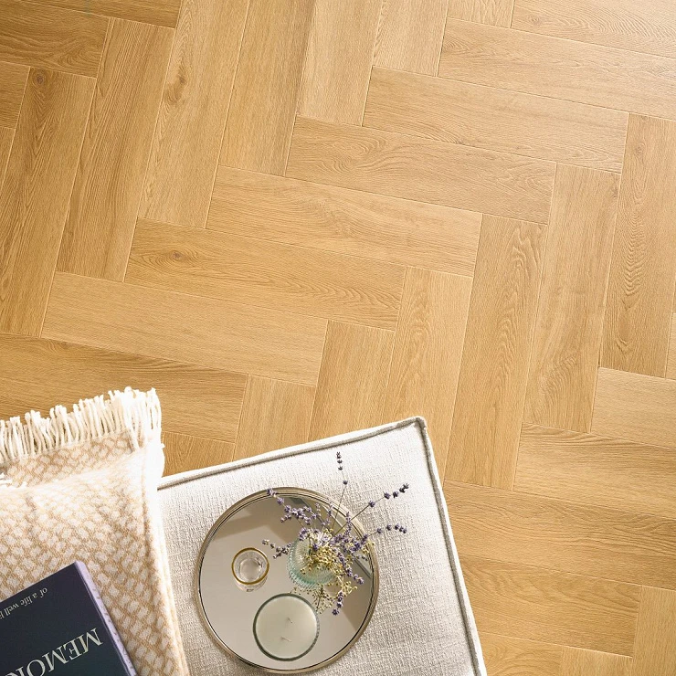 Arbiton Vinylgulv Amaron Herringbone Menor Oak-Træstruktur 14.8x59 cm