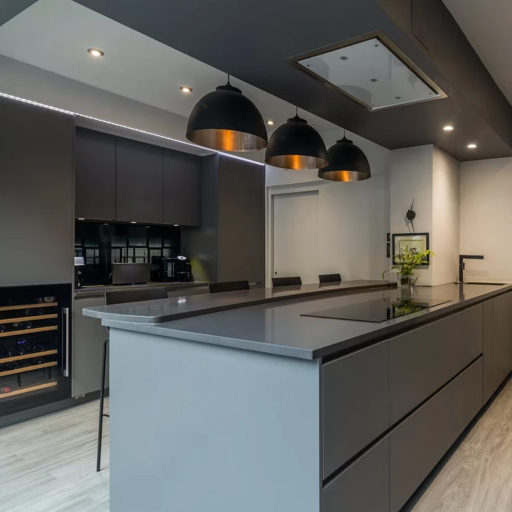 Cosentino Målbestilt Bordplade Silestone Marengo Polerad, 2 cm
