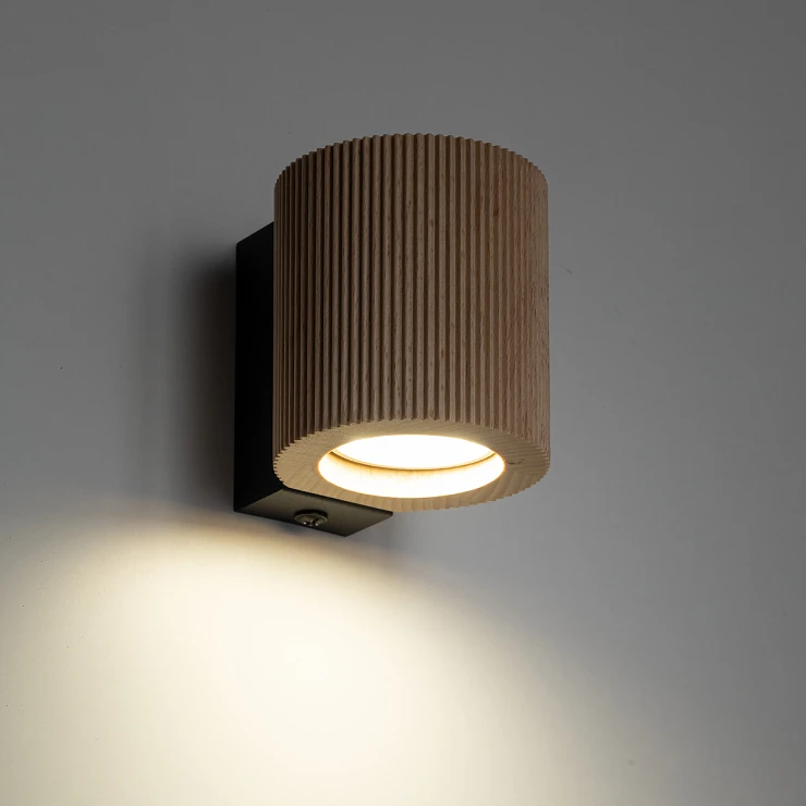 Spotlight Lio Træ Cut 10x8.5 cm